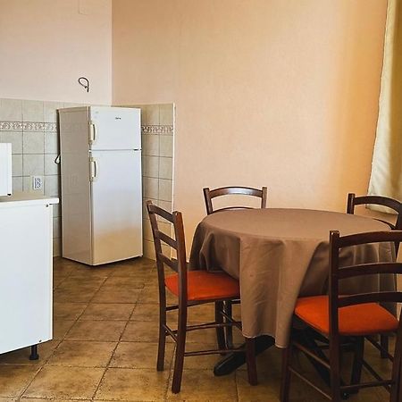 Green Line Guesthouse Бар Екстер'єр фото