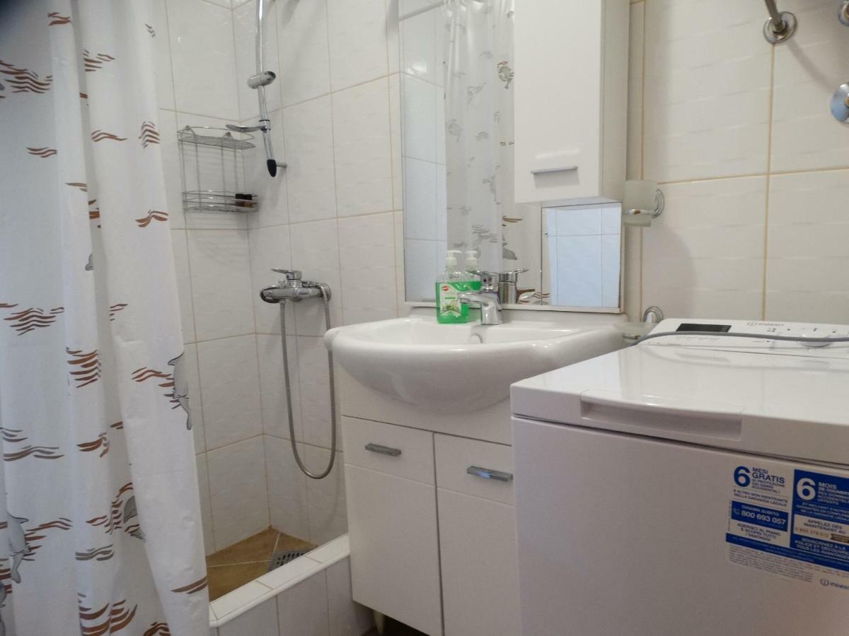 Green Line Guesthouse Бар Екстер'єр фото