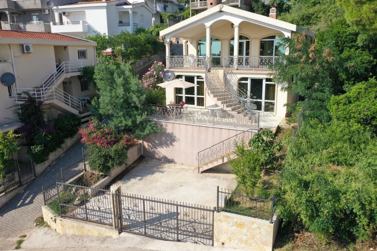 Green Line Guesthouse Бар Екстер'єр фото